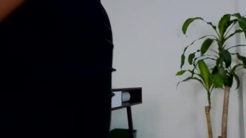 Snapshot of marianaluquez chatting on 07-19-26, 02:15 Mariana online show from 07-19-26, 02:15