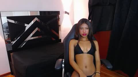 Snapshot of marianarojas_ chatting on 09-25-25, 04:16 Mariana online show from 09-25-25, 04:16
