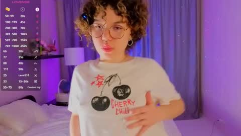 Mariana online show from 11-28-25, 06:32