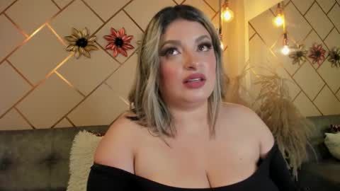 Snapshot of marianeporter_ chatting on 11-16-25, 12:49 marianeporter online show from 11-16-25, 12:49