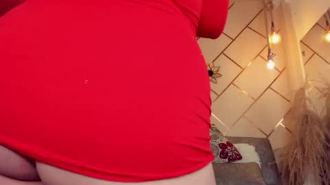 Snapshot of marianeporter_ chatting on 01-16-26, 12:03 marianeporter online show from 01-16-26, 12:03