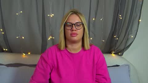 Maria online show from 11-23-25, 06:19