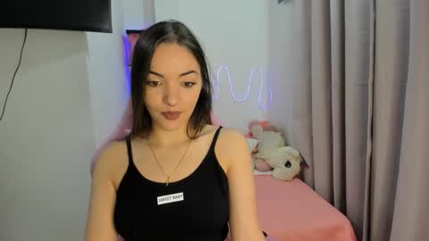 Snapshot of mariangel_3 chatting on 11-29-25, 12:24 Mariangel online show from 11-29-25, 12:24