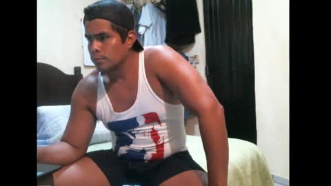Snapshot of marianito_sex21 chatting on 04-03-26, 04:43 Kush Mariano online show from 04-03-26, 04:43