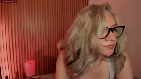 Marian Love  online show from 01-30-25, 04:45