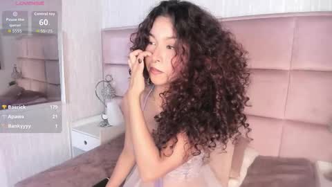 marianna_ray_ online show from 10-07-25, 09:01
