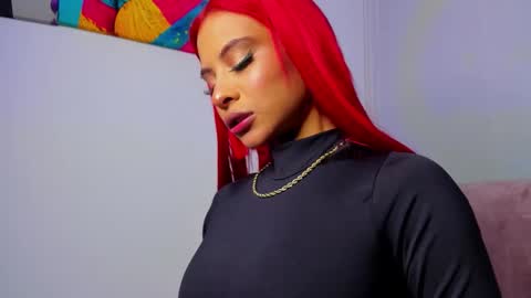 M A R I A N E online show from 01-15-26, 06:51