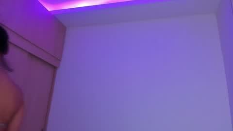 Snapshot of marianne__ chatting on 06-26-26, 06:23 M A R I A N E online show from 06-26-26, 06:23