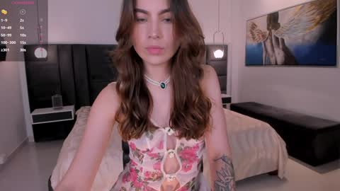 Marianne  online show from 02-06-25, 09:06