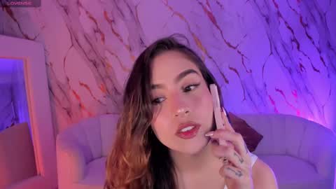 Marianne  online show from 09-30-25, 09:20