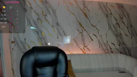 Marianne  online show from 03-07-26, 08:17