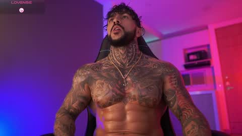 Mariano Costa online show from 10-17-25, 01:09