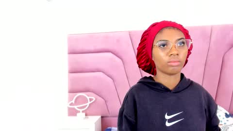 marianrosse online show from 10-12-25, 07:35