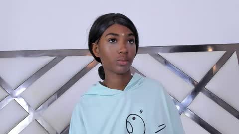 marianrosse online show from 11-28-25, 05:37