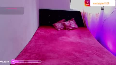 Snapshot of mariatyler chatting on 10-06-25, 07:00 Maria Tyler online show from 10-06-25, 07:00