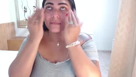 Snapshot of mariavex chatting on 01-06-26, 07:39 mariavex online show from 01-06-26, 07:39