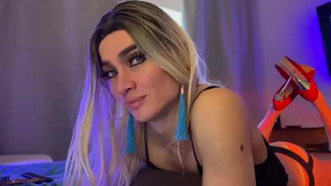 Mari online show from 12-11-24, 11:41