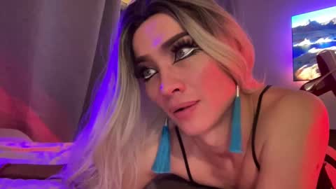 Mari online show from 12-16-24, 01:54