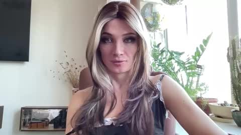 Mari online show from 03-13-26, 09:38