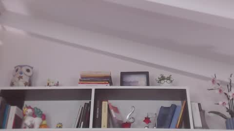 Snapshot of marie_antoinette62 chatting on 12-13-25, 07:53 Maria online show from 12-13-25, 07:53