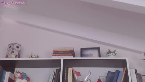 Snapshot of marie_antoinette62 chatting on 02-10-26, 02:43 Maria online show from 02-10-26, 02:43