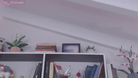 Snapshot of marie_antoinette62 chatting on 02-19-26, 02:57 Maria online show from 02-19-26, 02:57