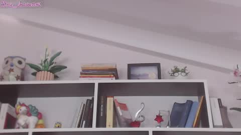 Snapshot of marie_antoinette62 chatting on 03-19-26, 05:39 Maria online show from 03-19-26, 05:39