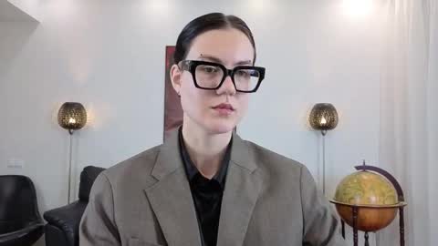 Marie Fitch online show from 05-02-26, 02:05