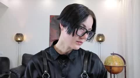 Marie Fitch online show from 05-04-26, 12:50