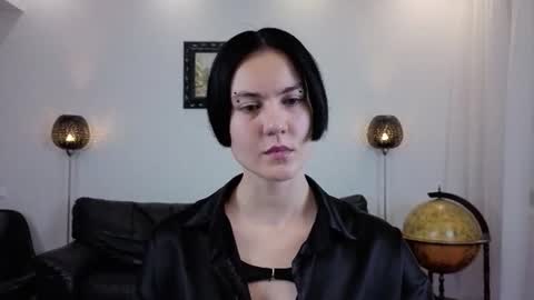 Marie Fitch online show from 08-04-26, 03:43