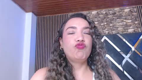 marie_hss online show from 12-19-25, 09:22