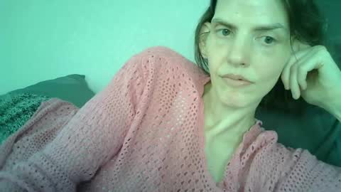 Snapshot of mariejojo chatting on 07-21-26, 02:08 Mariejojo online show from 07-21-26, 02:08