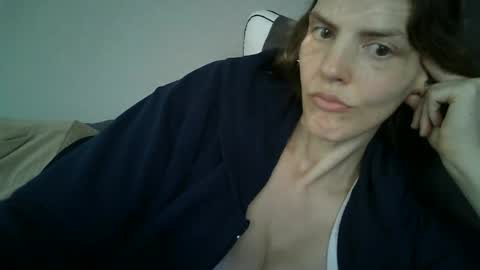 Snapshot of mariejojo chatting on 07-25-26, 12:58 Mariejojo online show from 07-25-26, 12:58