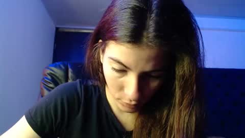 Snapshot of mariel_sins21 chatting on 02-16-25, 02:21 Mariie online show from 02-16-25, 02:21