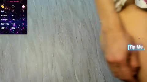 Snapshot of mariemyller chatting on 02-22-25, 01:11 Marie online show from 02-22-25, 01:11