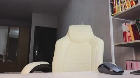 Snapshot of marietta__castro chatting on 07-28-26, 06:20 Marietta online show from 07-28-26, 06:20