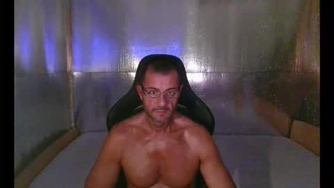 Snapshot of mariettee chatting on 10-08-25, 08:34 Djpegasus online show from 10-08-25, 08:34