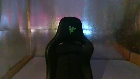 Snapshot of mariettee chatting on 11-04-25, 01:10 Djpegasus online show from 11-04-25, 01:10