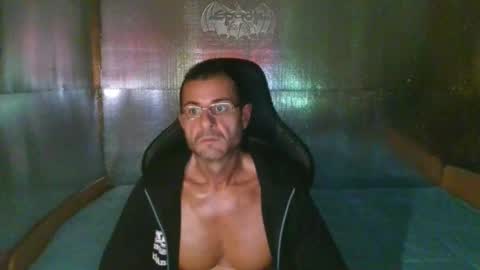 Snapshot of mariettee chatting on 11-19-25, 08:47 Djpegasus online show from 11-19-25, 08:47