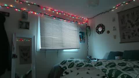 marigoldrue online show from 03-04-25, 06:50