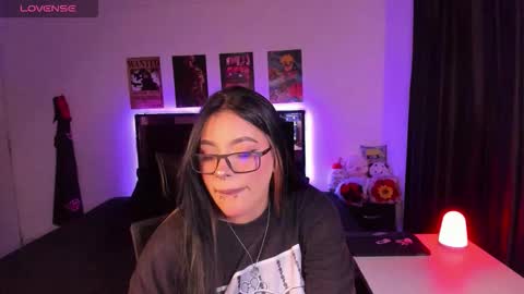 Snapshot of mariiana_hasper chatting on 02-12-26, 02:17 Mariana Hasper online show from 02-12-26, 02:17