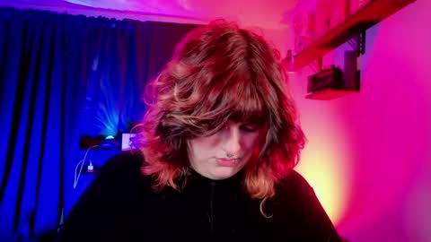 mariiana_velezz online show from 05-08-26, 10:53