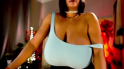 Nikita - Scroll down and read my bio please. New Pictures in Bio online show from 01-26-25, 09:40