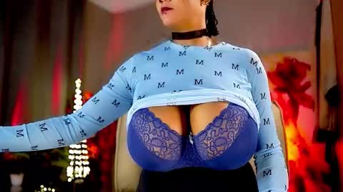 Nikita - Scroll down and read my bio please. New Pictures in Bio online show from 10-01-25, 10:38