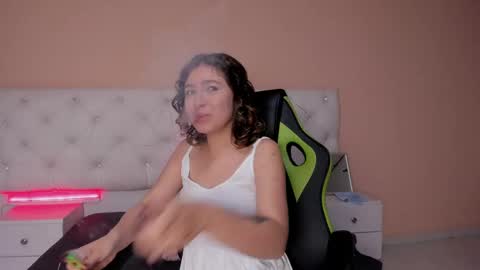 mariie_tayy online show from 12-22-24, 08:14