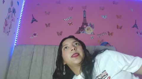 Snapshot of mariilulp303av chatting on 01-10-25, 05:58 Marilu online show from 01-10-25, 05:58