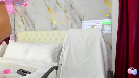 Snapshot of marilyn_allen chatting on 02-28-25, 10:28 Marilyn online show from 02-28-25, 10:28