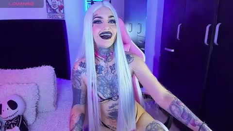 Snapshot of marilyn_black2 chatting on 02-12-26, 08:59 Marilyn INDEPENDENT MODEL online show from 02-12-26, 08:59