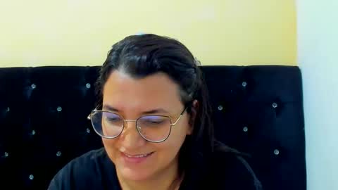 Snapshot of marilyn_garcia chatting on 12-19-24, 02:13 MARILYN SEXY online show from 12-19-24, 02:13