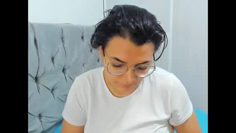 Snapshot of marilyn_garcia chatting on 01-19-25, 01:55 MARILYN SEXY online show from 01-19-25, 01:55
